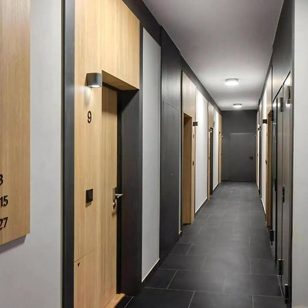 B3 Warsaw Apartments Екстер'єр фото