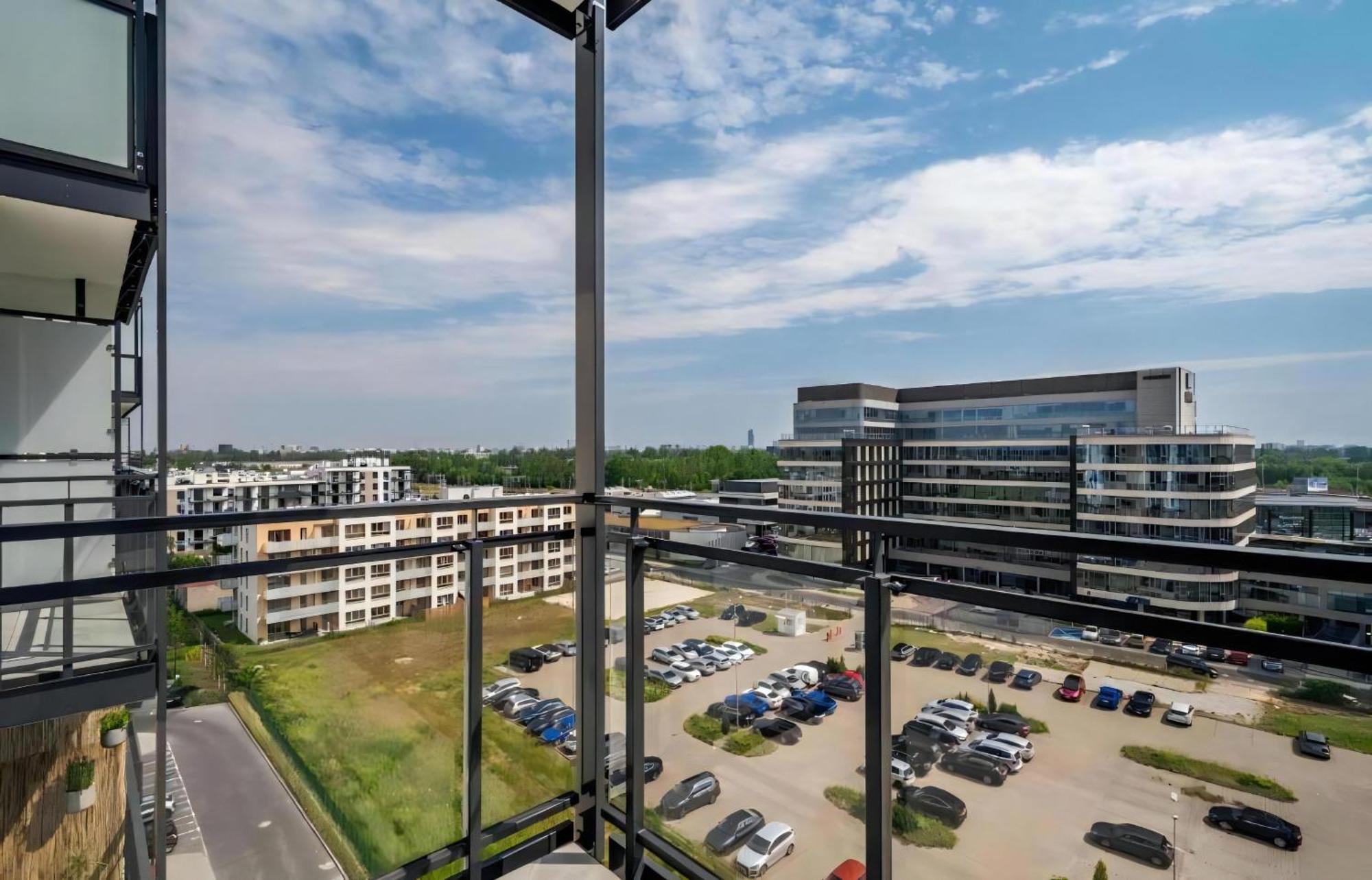 B3 Warsaw Apartments Екстер'єр фото